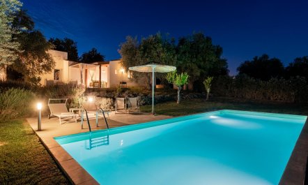 Sicilian Pearl 9