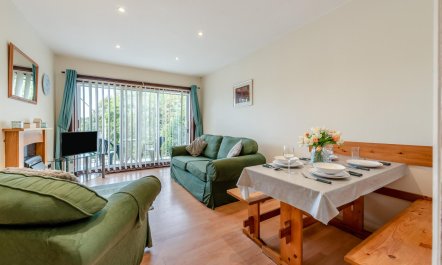 2 Bed in Tenby