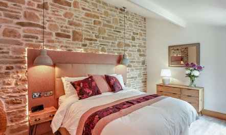 1 Bed in Shepton Mallet 6