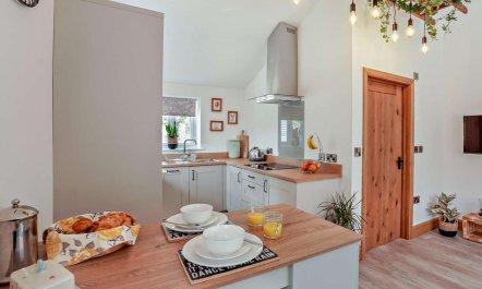 1 Bed in Shepton Mallet 3