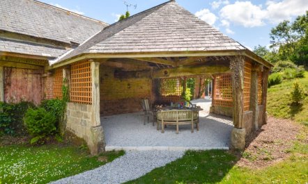 2 Bed in Hittisleigh 1