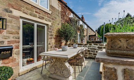 2 Bed in Knaresborough 1