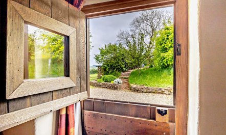 2 Bed in Craven Arms 6