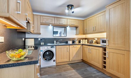 2 Bed in Holmfirth 4