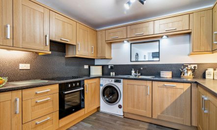 2 Bed in Holmfirth 5