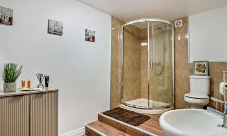 2 Bed in Holmfirth 9