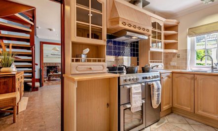 2 Bed in Blandford Forum 6