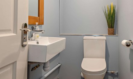 2 Bed in Blandford Forum 8