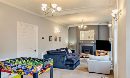 4 Bed in Llandudno 9