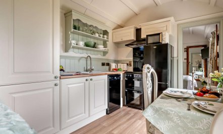 1 Bed in Camelford 8