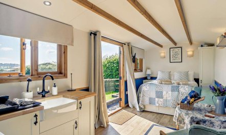 1 Bed in Cheltenham 5