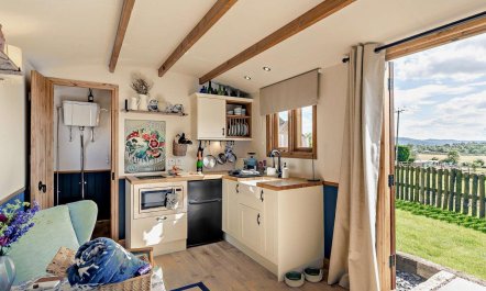 1 Bed in Cheltenham 6