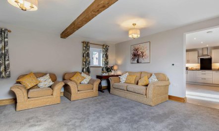 2 Bed in Stoke-on-trent 6