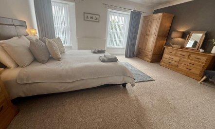 2 Bed in Milford Haven 6