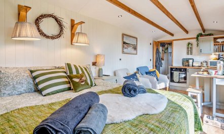 1 Bed in Broxburn 2