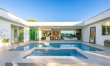 Beverly Hills Chic 4