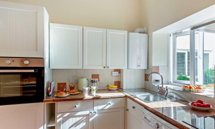 1 Bed in Penmaenmawr 2