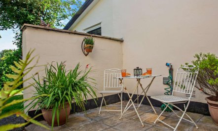 1 Bed in Penmaenmawr 1