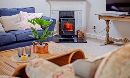 3 Bed in Dorchester 4