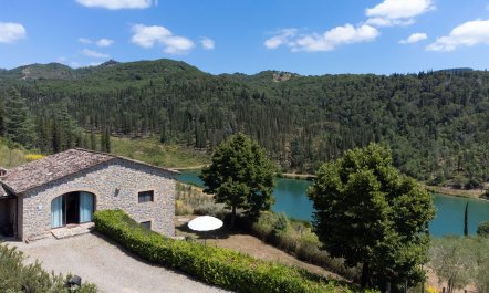 Chianti Lake 2