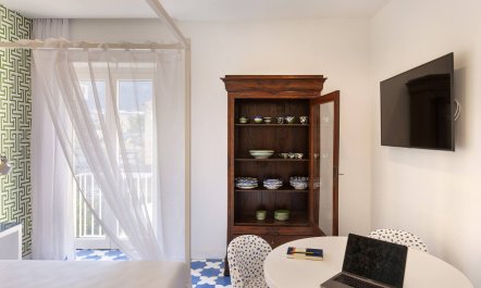 Sorrento Blue 8