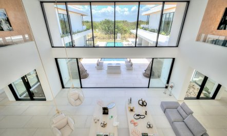 Minimalist Masterpiece 2