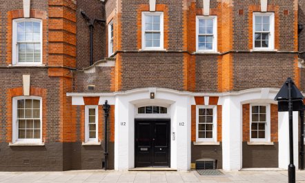London Muse 1