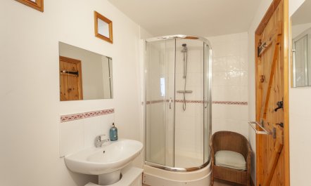 Putham Barn, Cutcombe 8