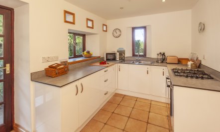 Putham Barn, Cutcombe 5