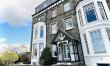 3 Bed in Waterhead 2