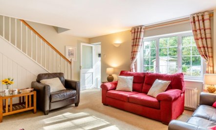 3 Bed in St. Austell 1