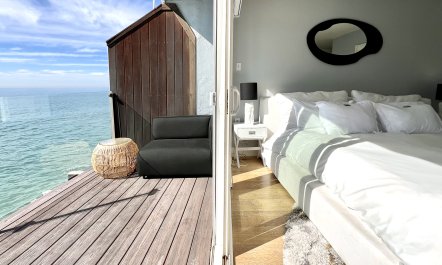Pacific Sunbeam 9