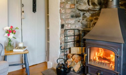 1 Bed in Nr Ulverston 7