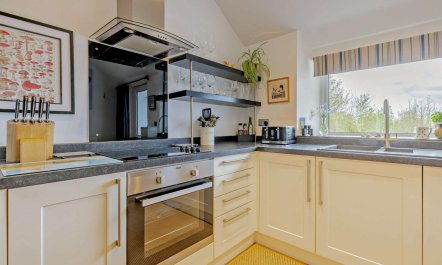 2 Bed in Bangor 5