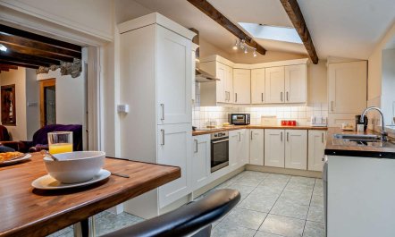 4 Bed in Tenby 5