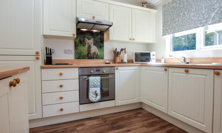 2 Bed in Gilfachrheda 3