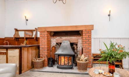 4 Bed in Isle Of Bute 8