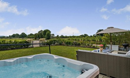 3 Bed in Sedgehill 1