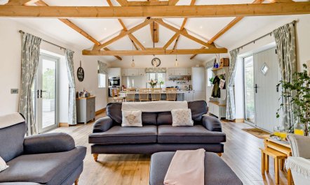 3 Bed in Sedgehill 3