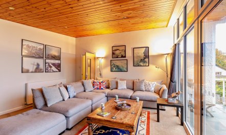 4 Bed in Windermere 5