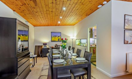 4 Bed in Windermere 9
