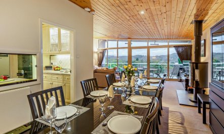 4 Bed in Windermere 7