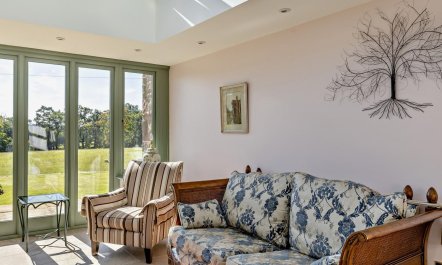 4 Bed in Cheshire 9