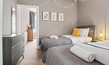 3 Bed in Tenby 8