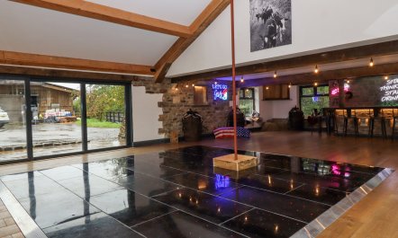 Roe Deer Country Retreat 3