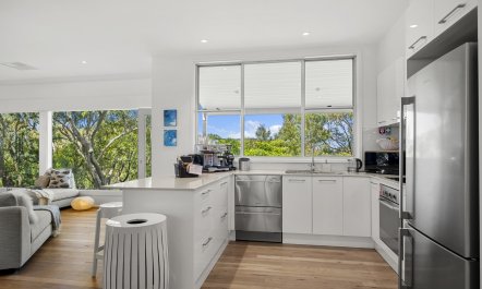 Beaches & Bush Walks 9