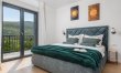 Mountain View Delight 6