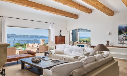 Seabound Serenity