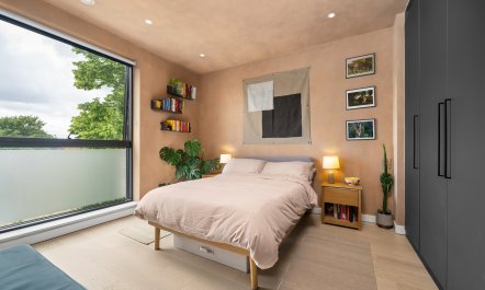 Hackney Rooftop Retreat 6