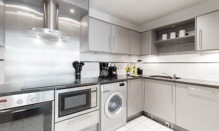 Waterside Modern 6